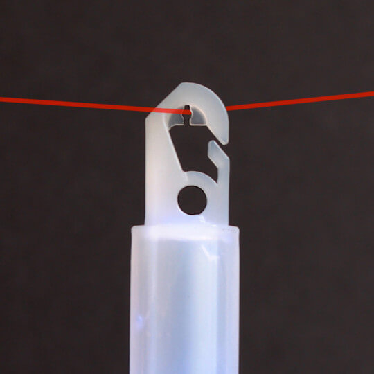 Bâton Lumineux à Usage Unique Fixé à un corde